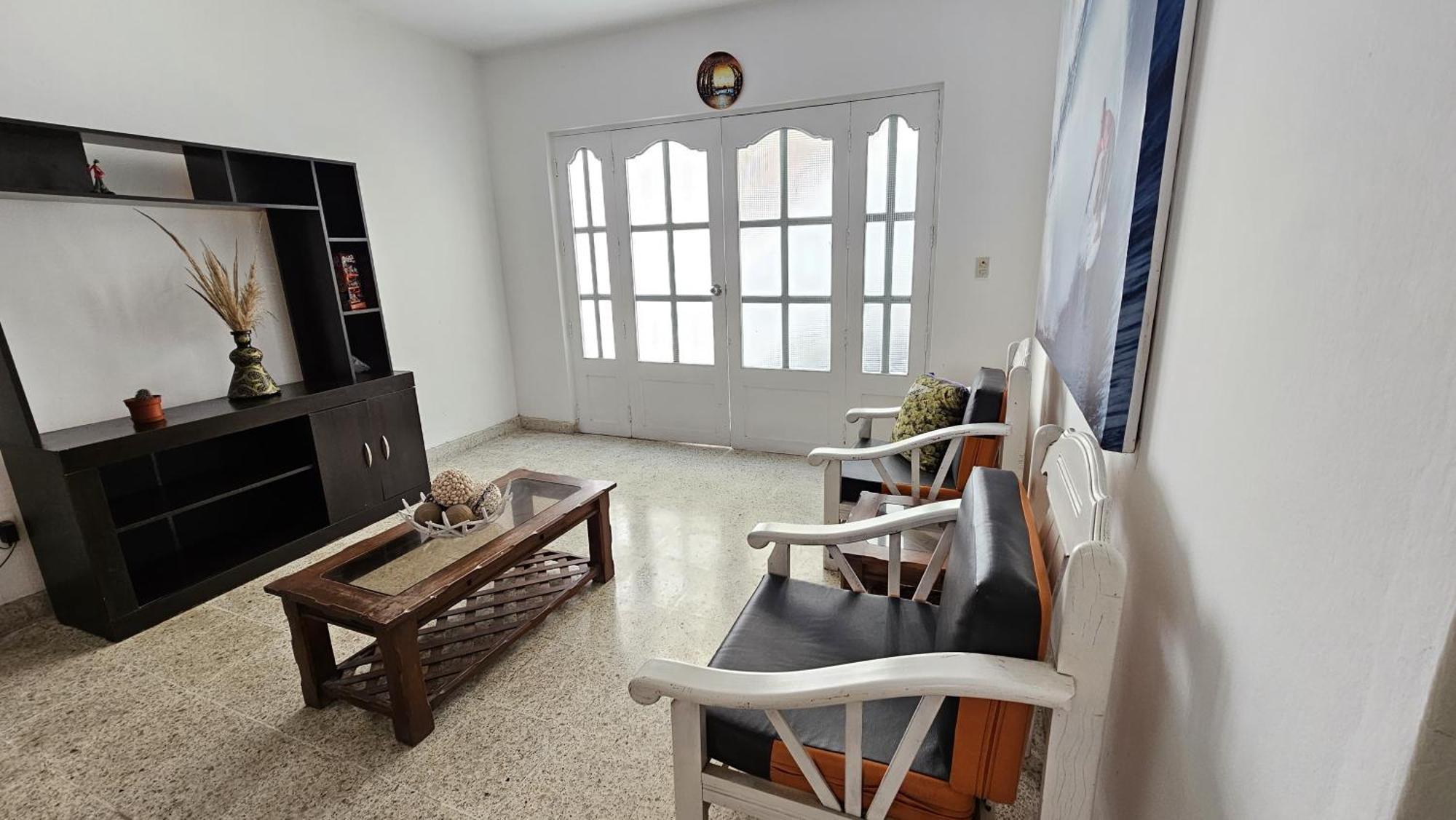 Yellow House Huanchaco Exterior photo